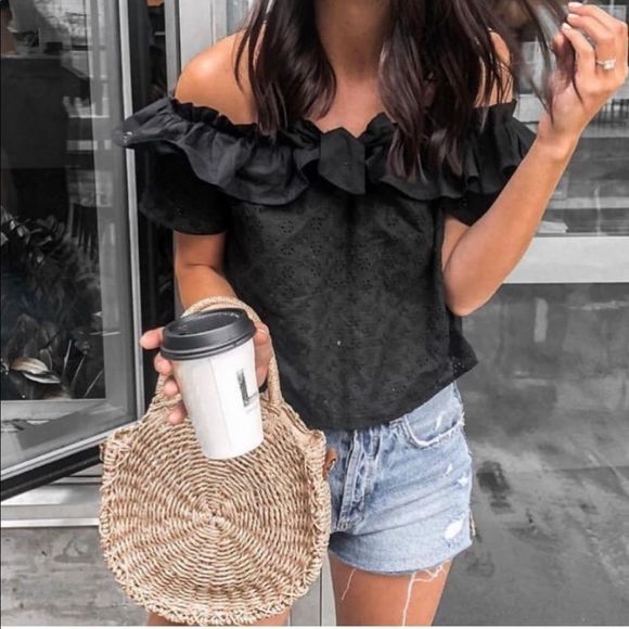 Lush Tops - Lush Blogger Eyelet Ruffle Off the Shoulder Top sz L